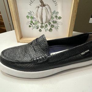 Cole Haan Girl Leather Loafers  - Size 5.5. Like new